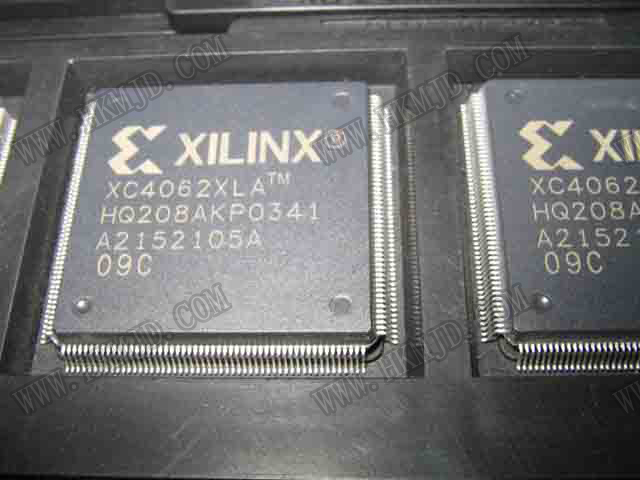 XC4062XLA-09HQ208C